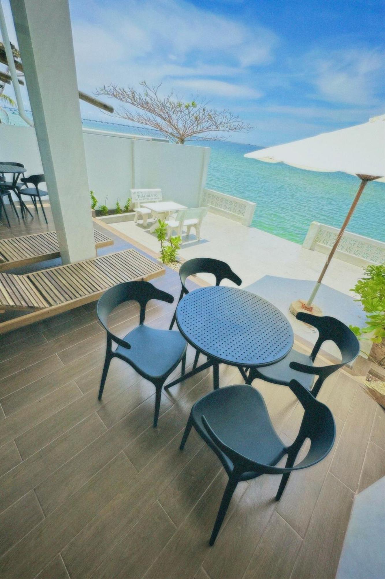 Mien Trung Beach House Phu Quoc Exteriör bild